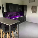 Maison Spacieuse Avec Spa, Animaux Acceptes, Pres D'epinal - Fr-1-589-680 Ferienhaus