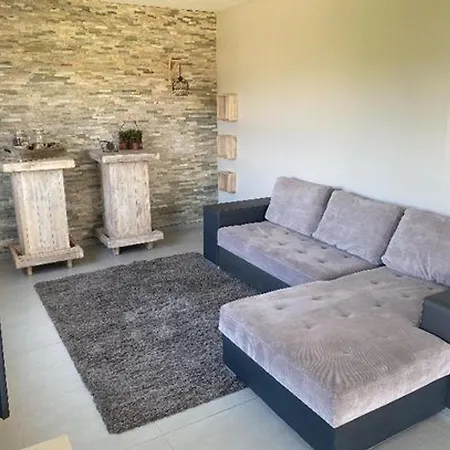Ferienhaus Maison Spacieuse Avec Spa, Animaux Acceptes, Pres D'epinal - Fr-1-589-680 Dounoux