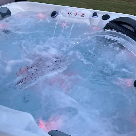 Maison Spacieuse Avec Spa, Animaux Acceptes, Pres D'epinal - Fr-1-589-680 *