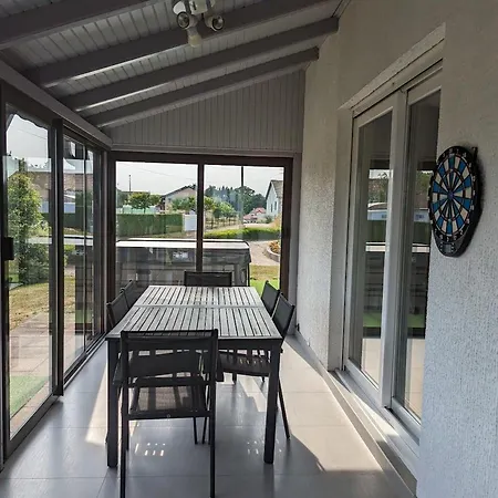 Feriehus Maison Spacieuse Avec Spa, Animaux Acceptes, Pres D'epinal - Fr-1-589-680