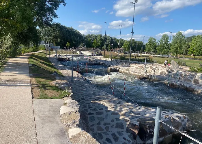 Maison Spacieuse Avec Spa, Animaux Acceptes, Pres D'epinal - Fr-1-589-680 * Dounoux